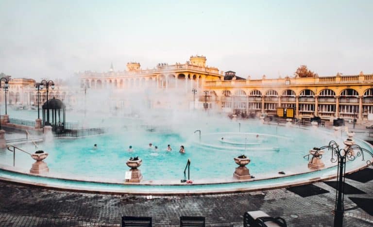 travel to budapest thermal bath