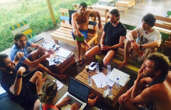 digital nomad community