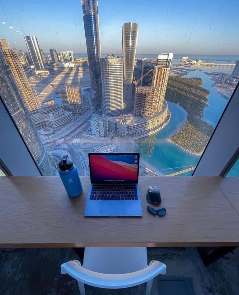 dubai digital nomad