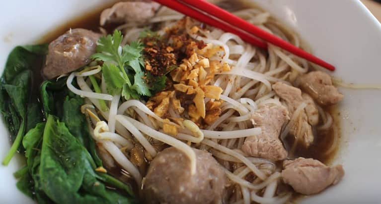 boat noodles thai food